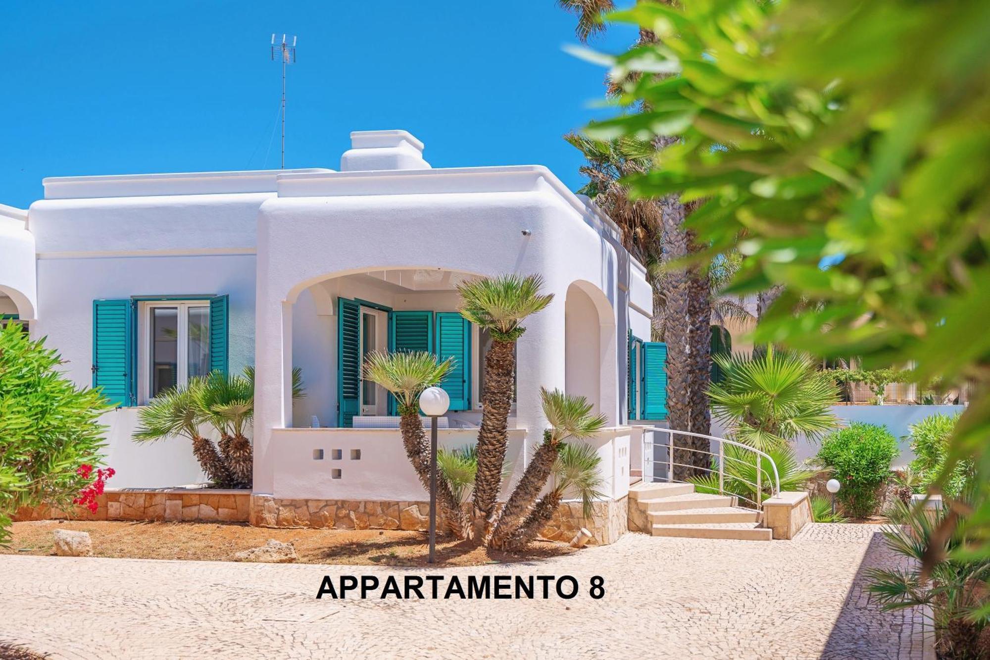 Residence Oasi Sul Mare Torre Suda Exteriör bild